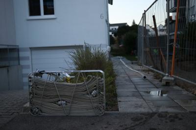 Kernen-Stetten: Gasflasche brennt in Gebaeude